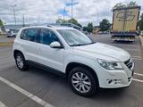Volkswagen Tiguan 1.4 TSI BlueMotion Tech Sport & Style...