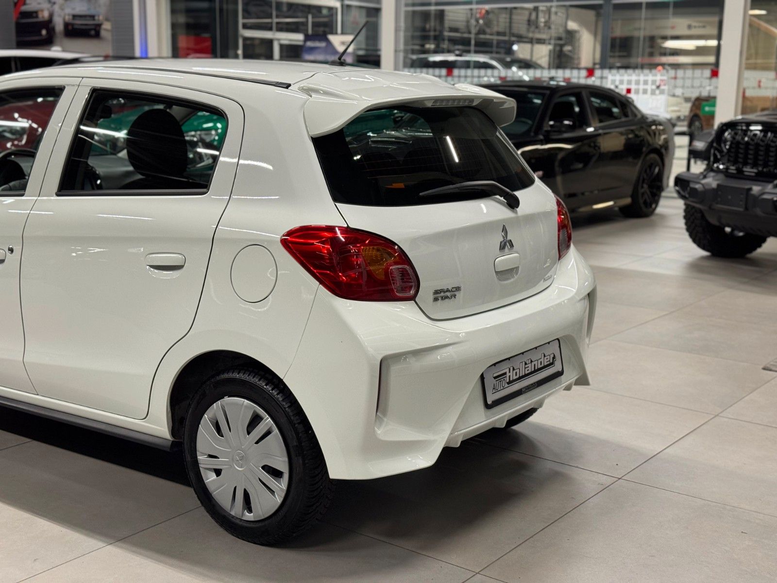 Fahrzeugabbildung Mitsubishi Space Star 1,2 Select Klima DAB+