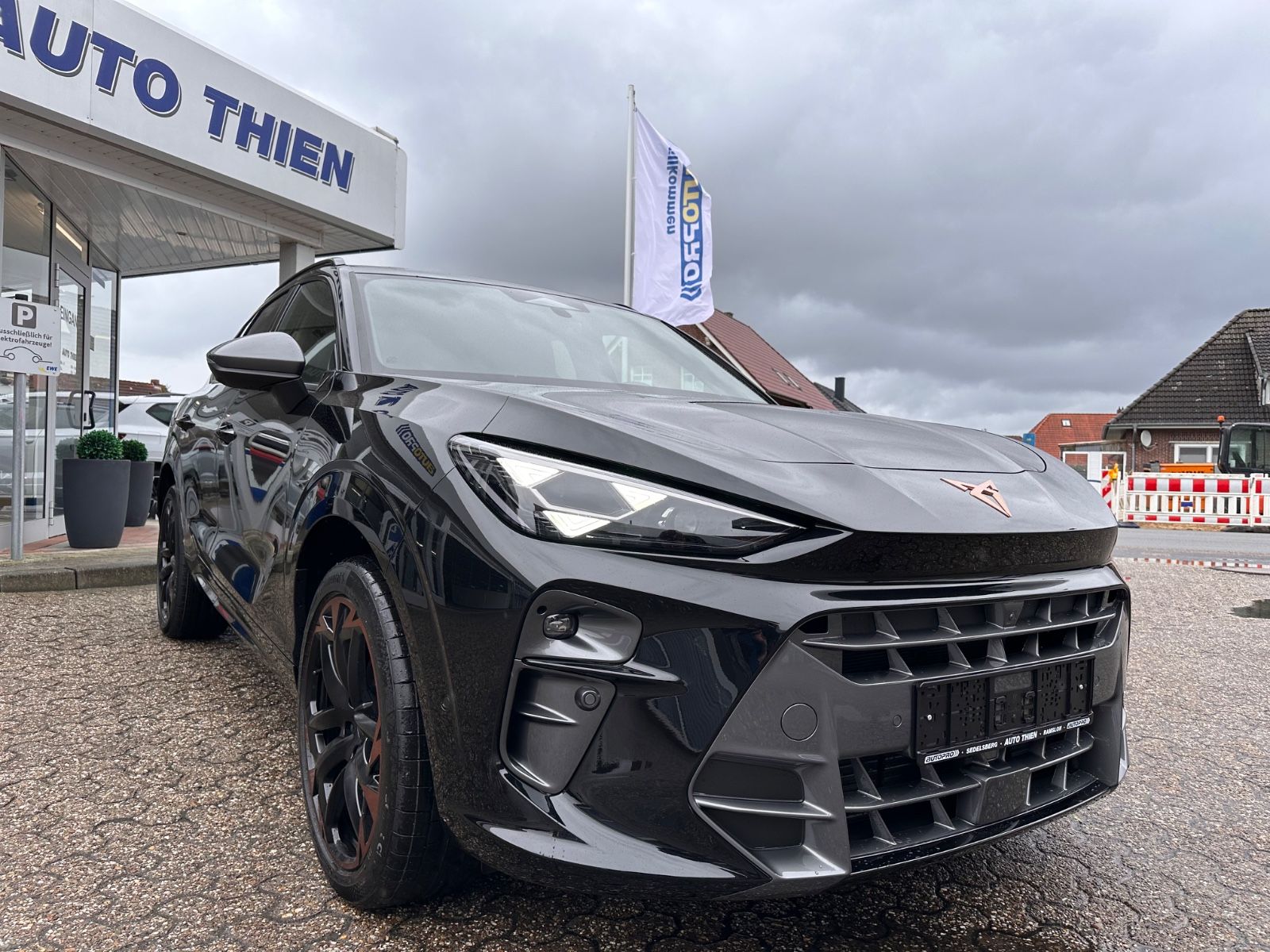 Fahrzeugabbildung CUPRA Terramar VZ 2.0 TSI 4Dr DSG Matrix/Pano/AHK/ACC