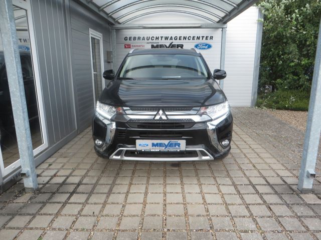 Mitsubishi Outlander PHEV Basis Spirit 4WD