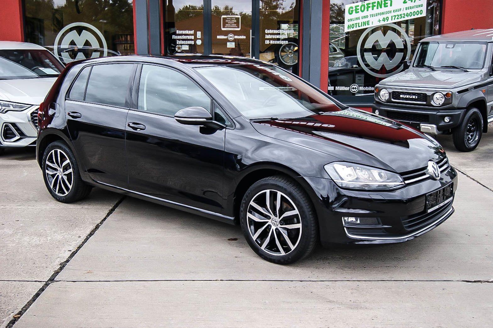 Fahrzeugabbildung Volkswagen Golf VII 1.4 TSI DSG Highl XENON PANORAMA KAMERA