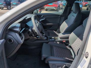  AUDI RS3 照片 6