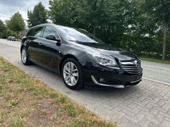 OPEL Insignia Foto 2