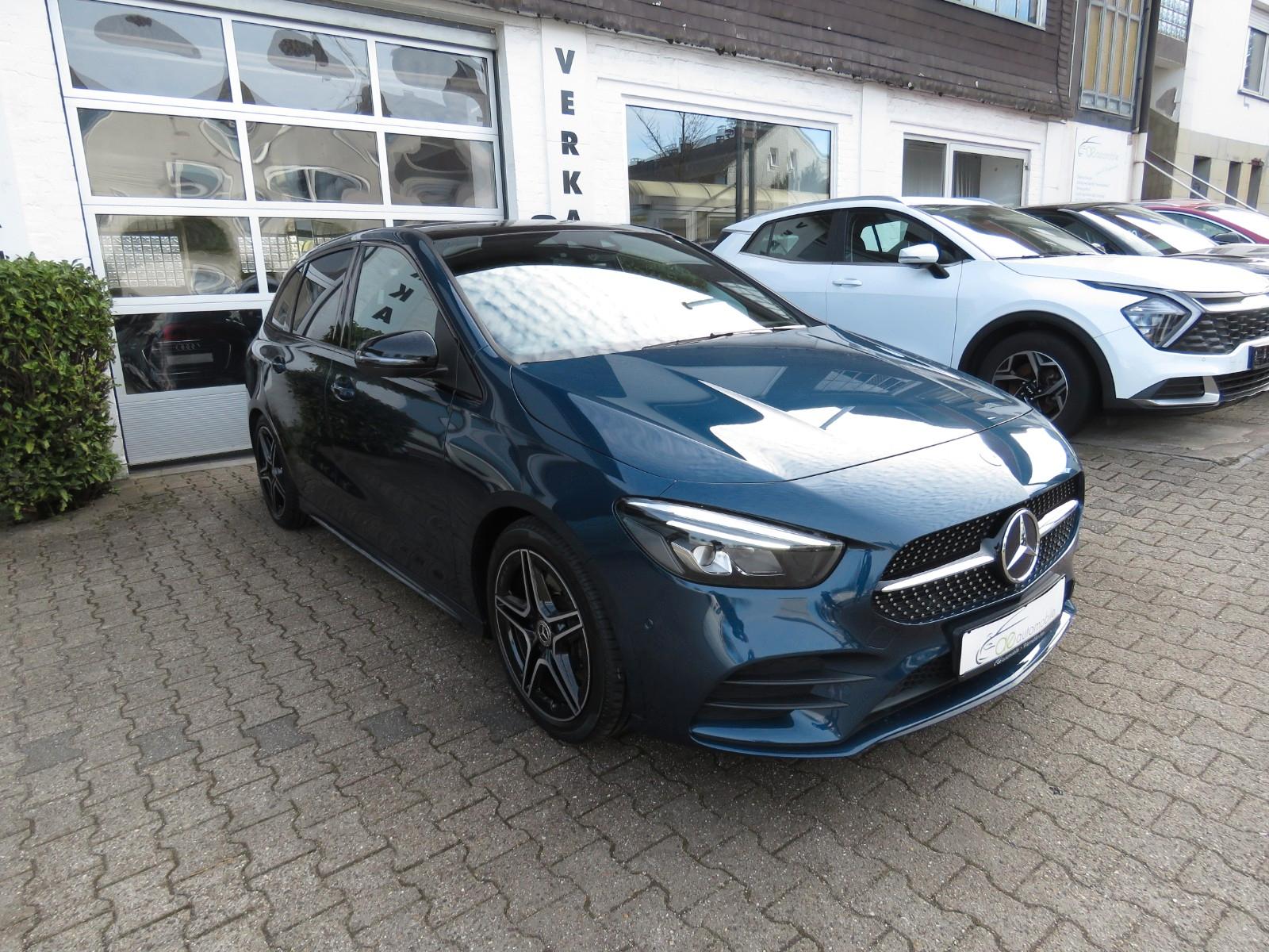 Mercedes-Benz B 220 / AMG Line / I-HAND