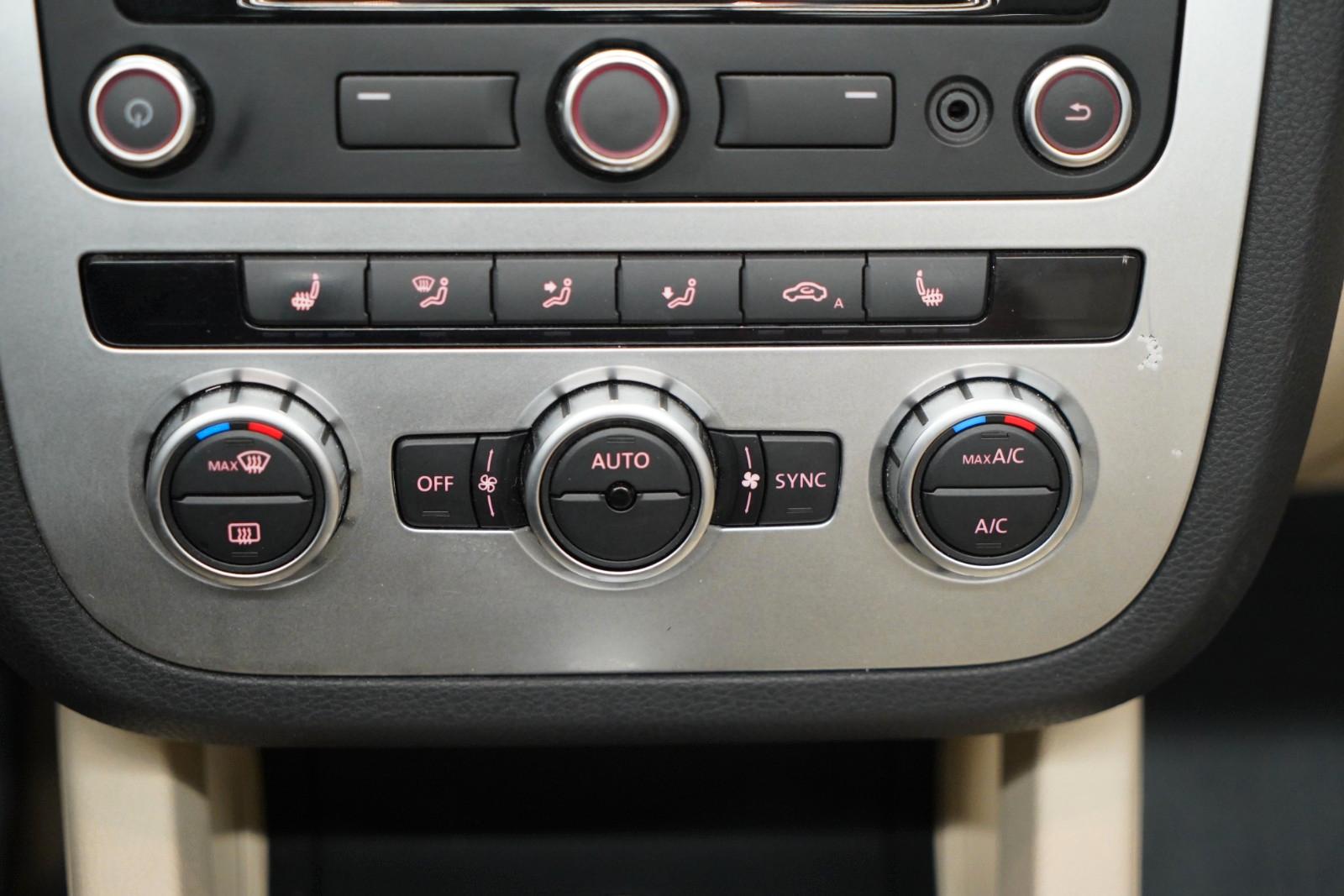 Volkswagen Eos 2.0 TDI DSG  *Unfallfrei*2.Hand*Navi*Temp*