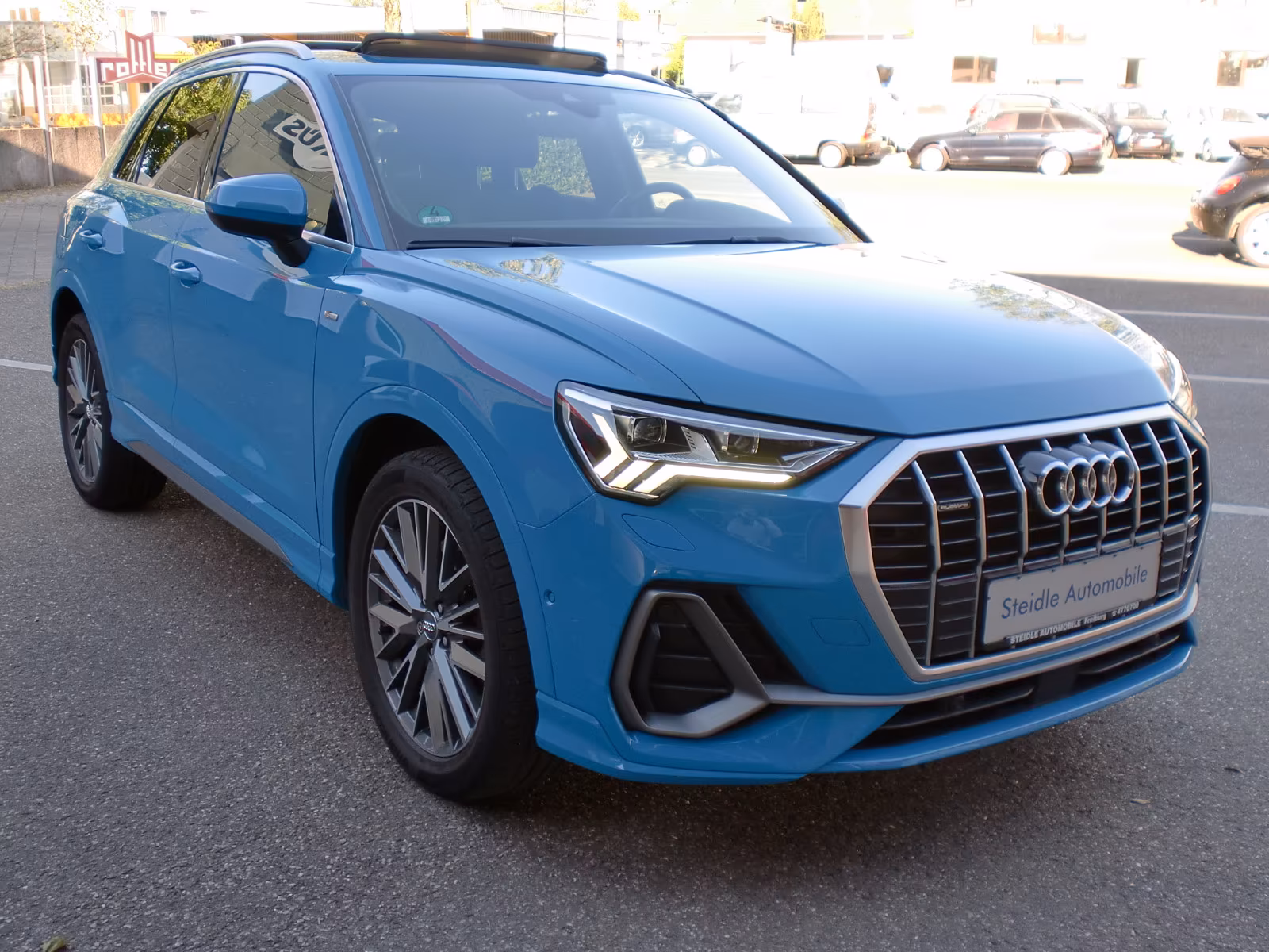 Audi Q3 40 TFSI quattro S line Matrix Pano Garantie
