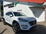 Hyundai Tucson Premium 2WD/2HD/NAVI/SHZ/TEMP/KAM - Hyundai TUCSON Gebrauchtwagen in Lübeck