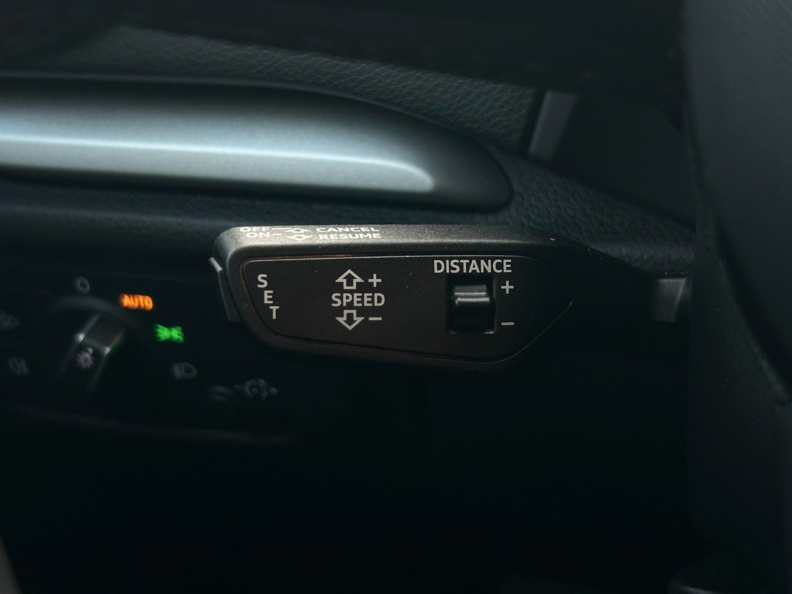 Fahrzeugabbildung Audi A3 Sportback 35 TFSI basis 1.5 TSI LED SHZ BT