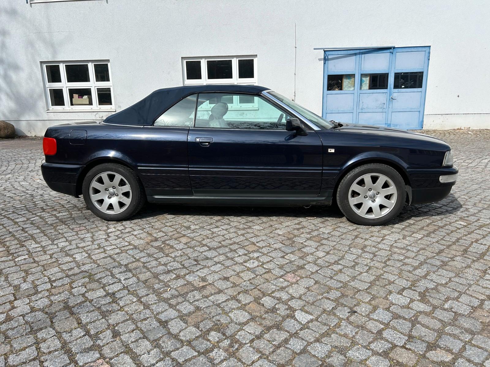 Audi 80 Cabriolet 1.8 20V mit Nappaleder