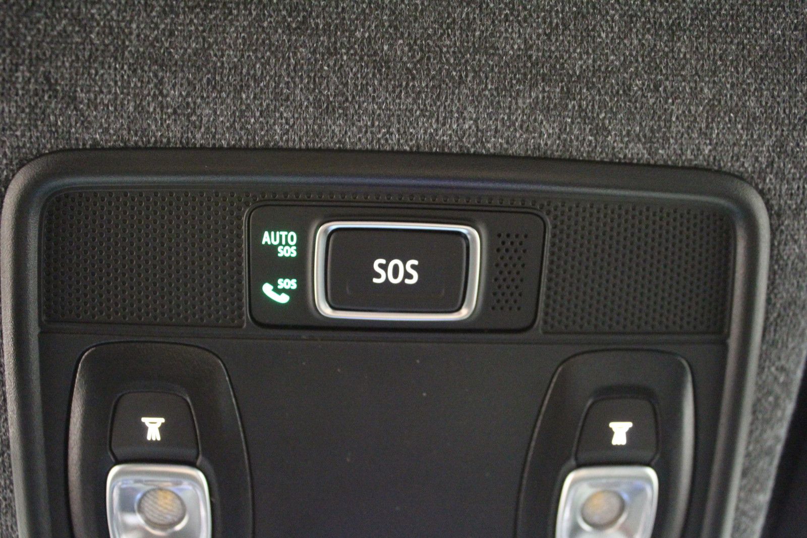 Fahrzeugabbildung Renault Captur TCe 115 KISS Sondermodell *Winter-Pak*Nav