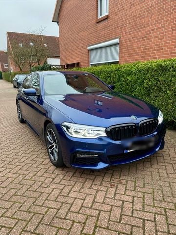 BMW 530d xdrive G30 / HUD / M Packet / H&K...