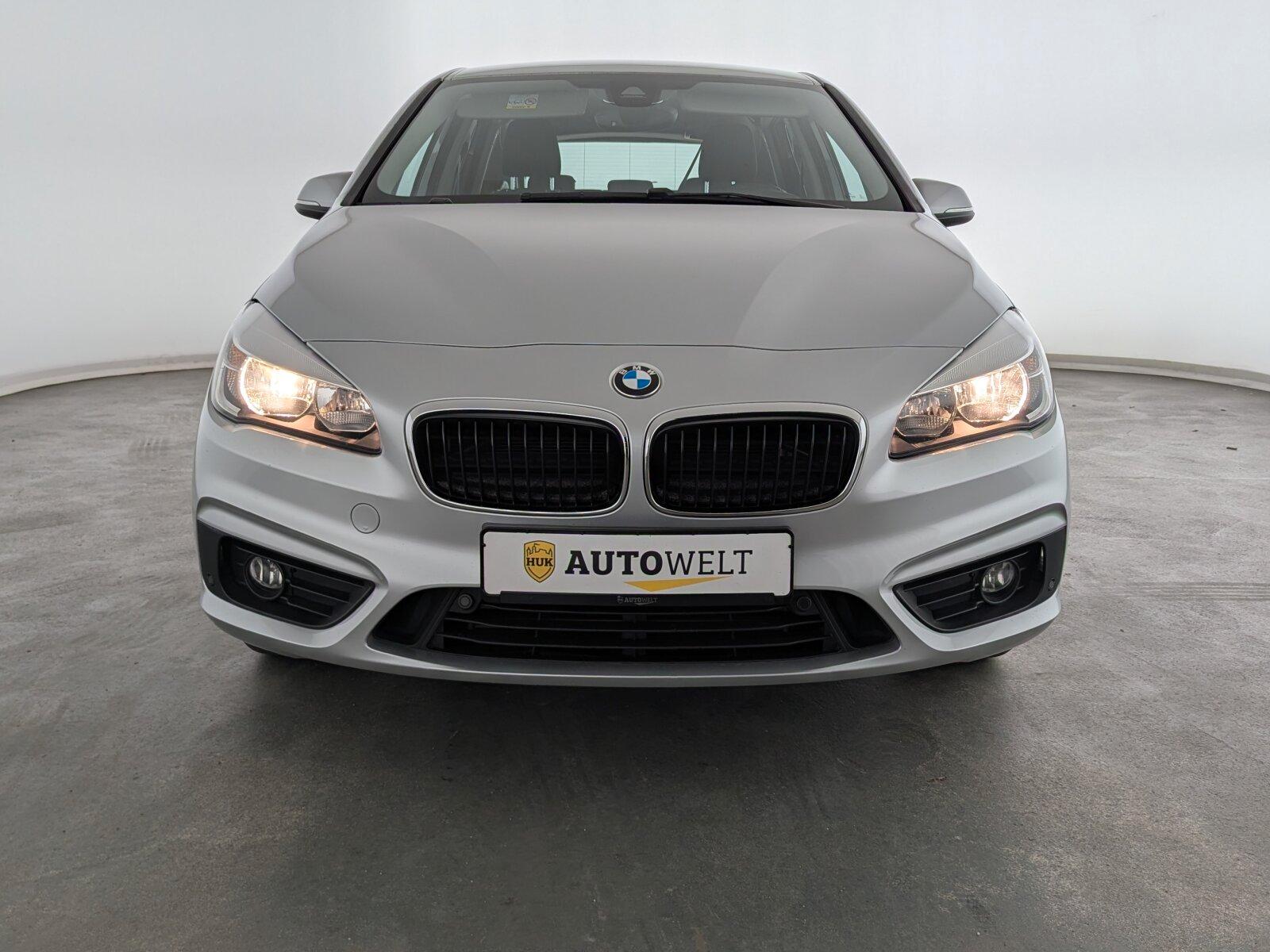 BMW 220i AT Advantage NAVI+PDC+SHZ+ALLWETTER+TEMP+BC