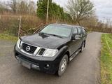 Nissan Navara 2.5 4WD Mit Hardtop - Nissan Navara aus 2010
