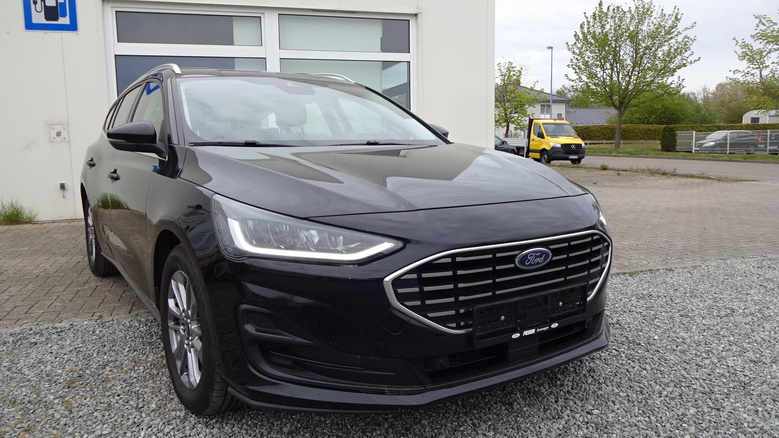 Ford Focus Turnier 1.0 EcoBoost Hybrid Aut. TITANIUM