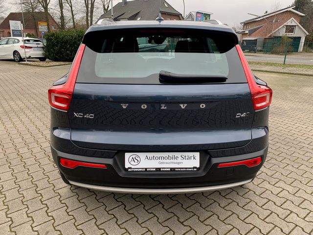 Fahrzeugabbildung Volvo XC40 Momentum Pro AWD+LED+Navi+Kamera+Standh+AHK