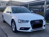 Audi A4 Avant 1.8 TFSI quattro *Leder* - Audi A4 mit Benzin-Antrieb: Kombi, 1.8
