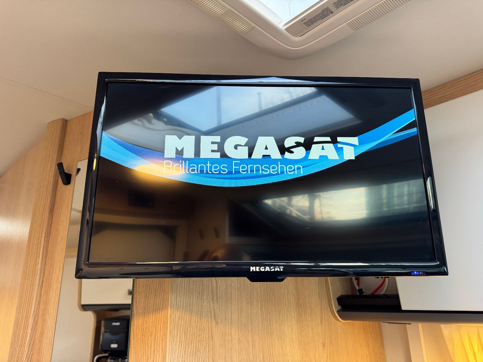 Fahrzeugabbildung Sunlight V 66 ADVENTURE EDITION SAT TV NAVI KAMERA TRÄGER