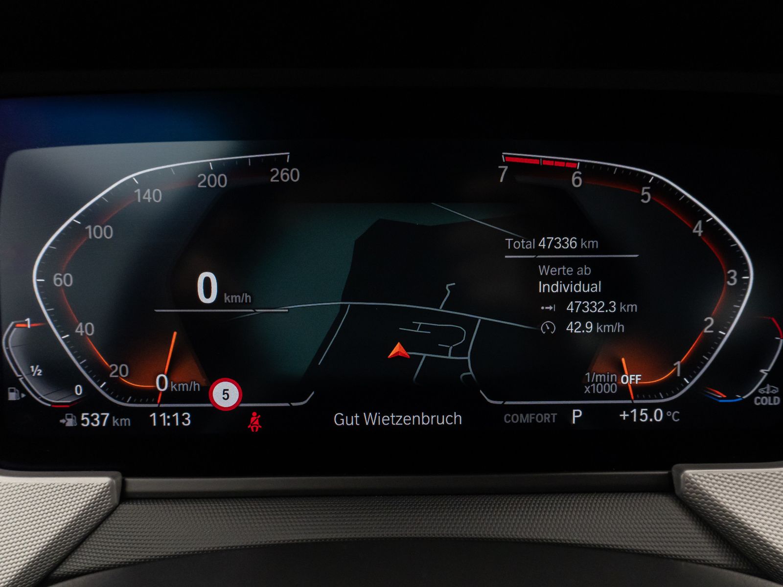 Fahrzeugabbildung BMW 118i PDC CockPitPro Alarm Geschwindigkeitsreg