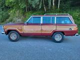 Jeep Wagoneer 4*4 V8 5.9 'Top Original Zustand' - Jeep Wagoneer mit Benzin-Antrieb: Geländewagen