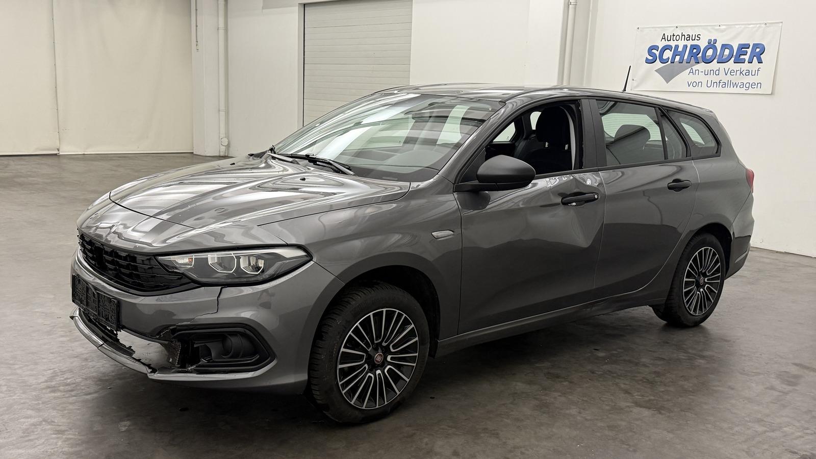 Fiat Tipo 1.5 Cross Aut. *1.Hand*Kamera*ACC*