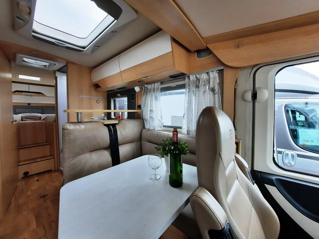 Fahrzeugabbildung HYMER / ERIBA / HYMERCAR B-Klasse 680 Lithium/Solar/Gastank/1.Hand