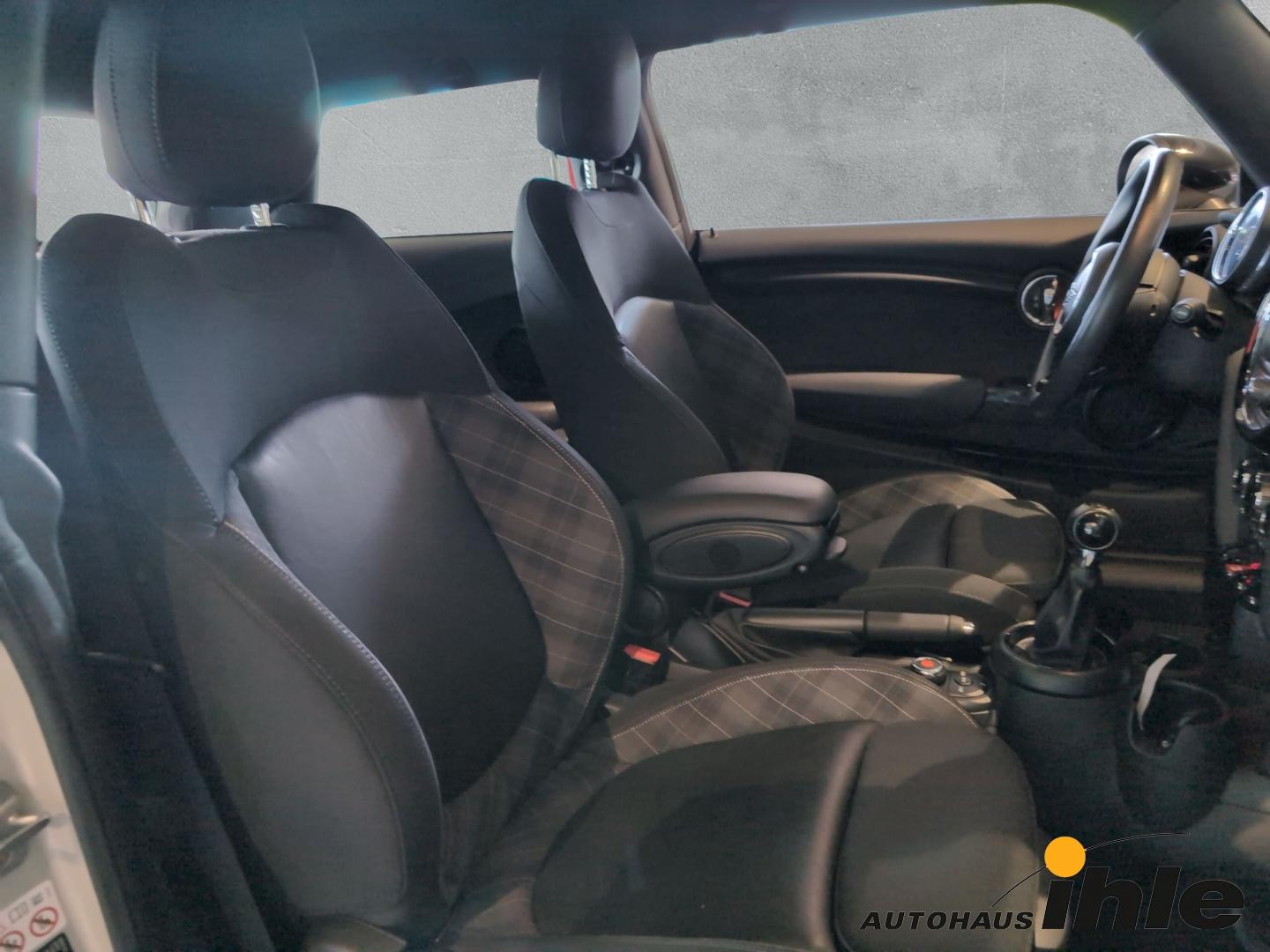 MINI Cooper 1,5 BLUETOOTH+AMBIENTEBELEU.+SPORTSITZE