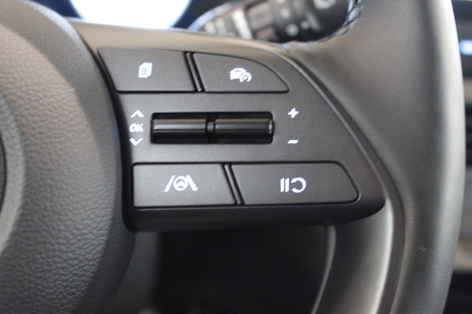 Fahrzeugabbildung Hyundai BAYON Trend*RFK*PDC*SHZ*LHZ*Navi*