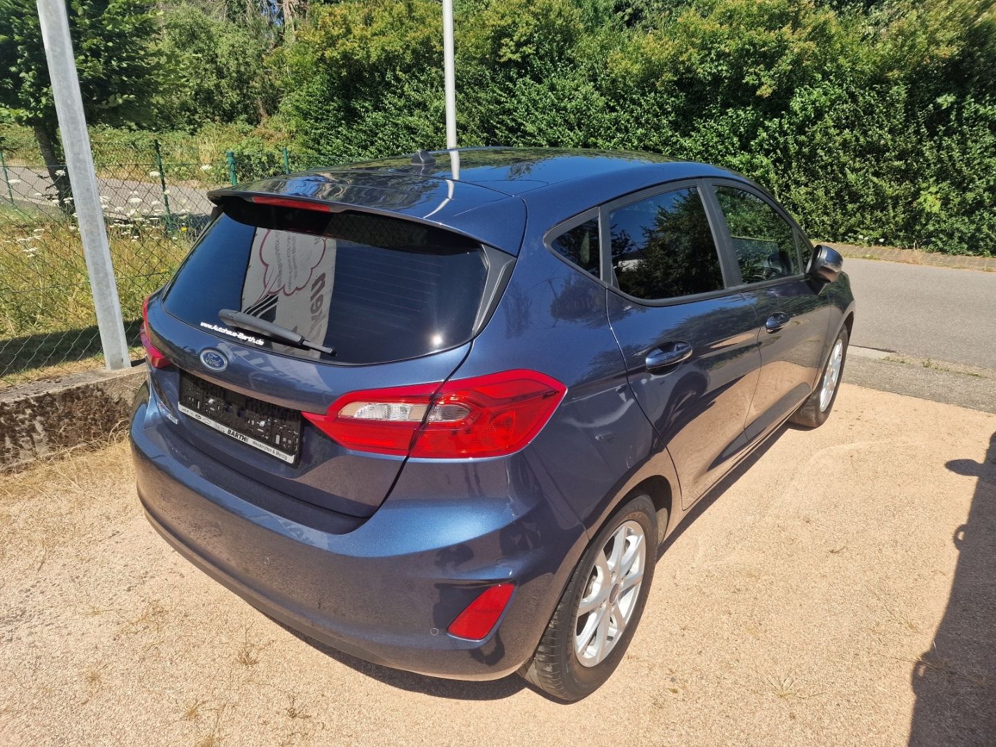Fahrzeugabbildung Ford Fiesta Cool & Connect Apple CarPlay Android Auto