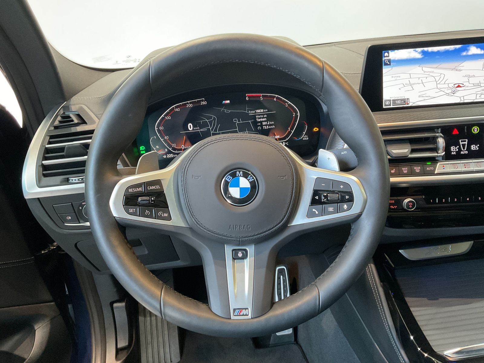 Fahrzeugeinzelansicht 9 Fahrzeugabbildung BMW X4 xDrive20d |20" LMR |M Sportpaket |BMW Laserli