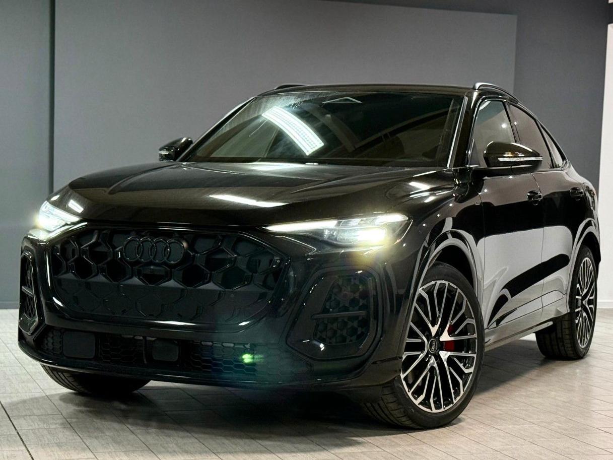 Audi Q5 2.0 TDI Sportback Full Option AIRMATIC Carbon