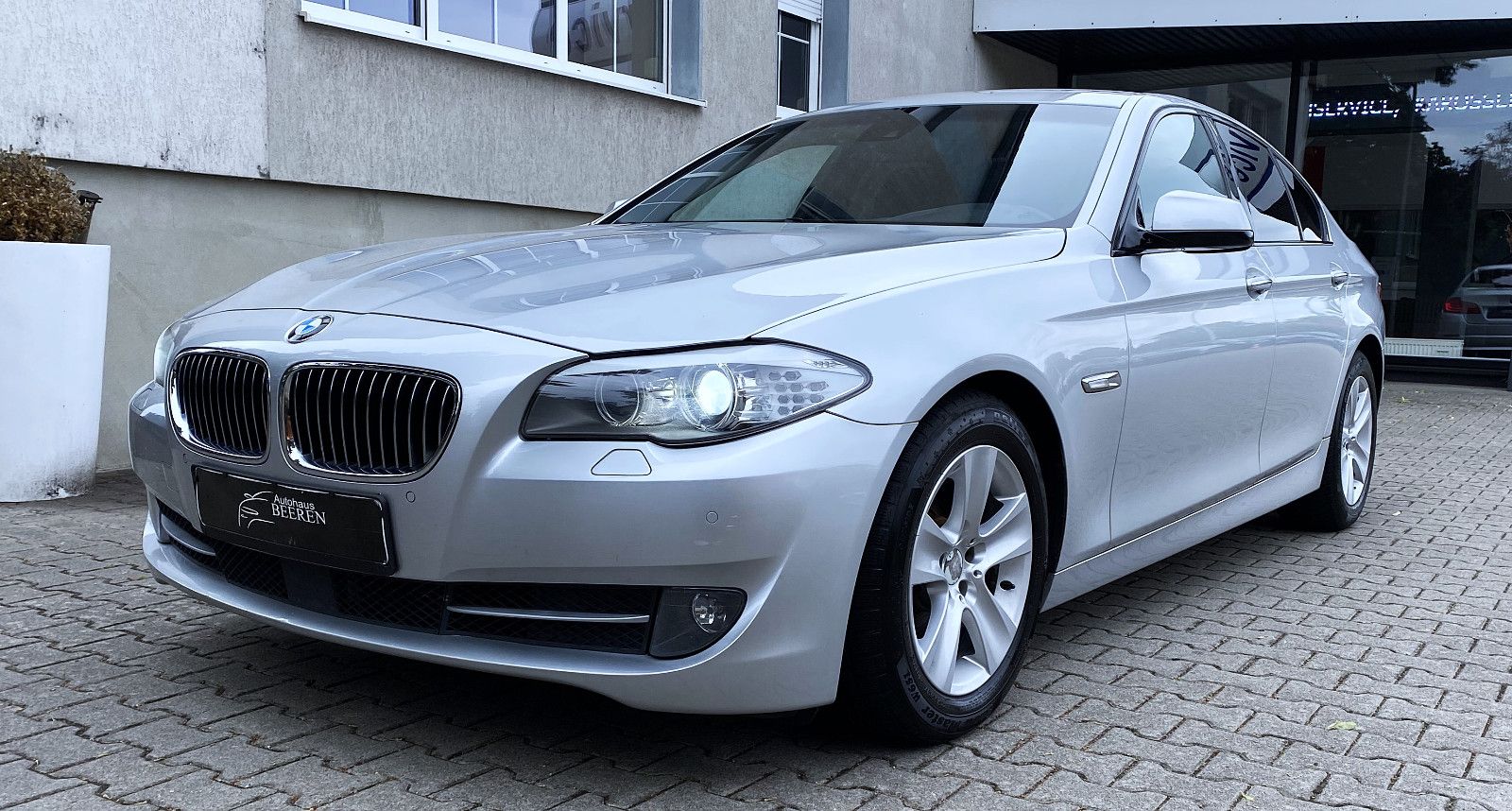 BMW BMW 523i Limousine 3.Hd LEDER MEMORY SIT. SHZ ACC