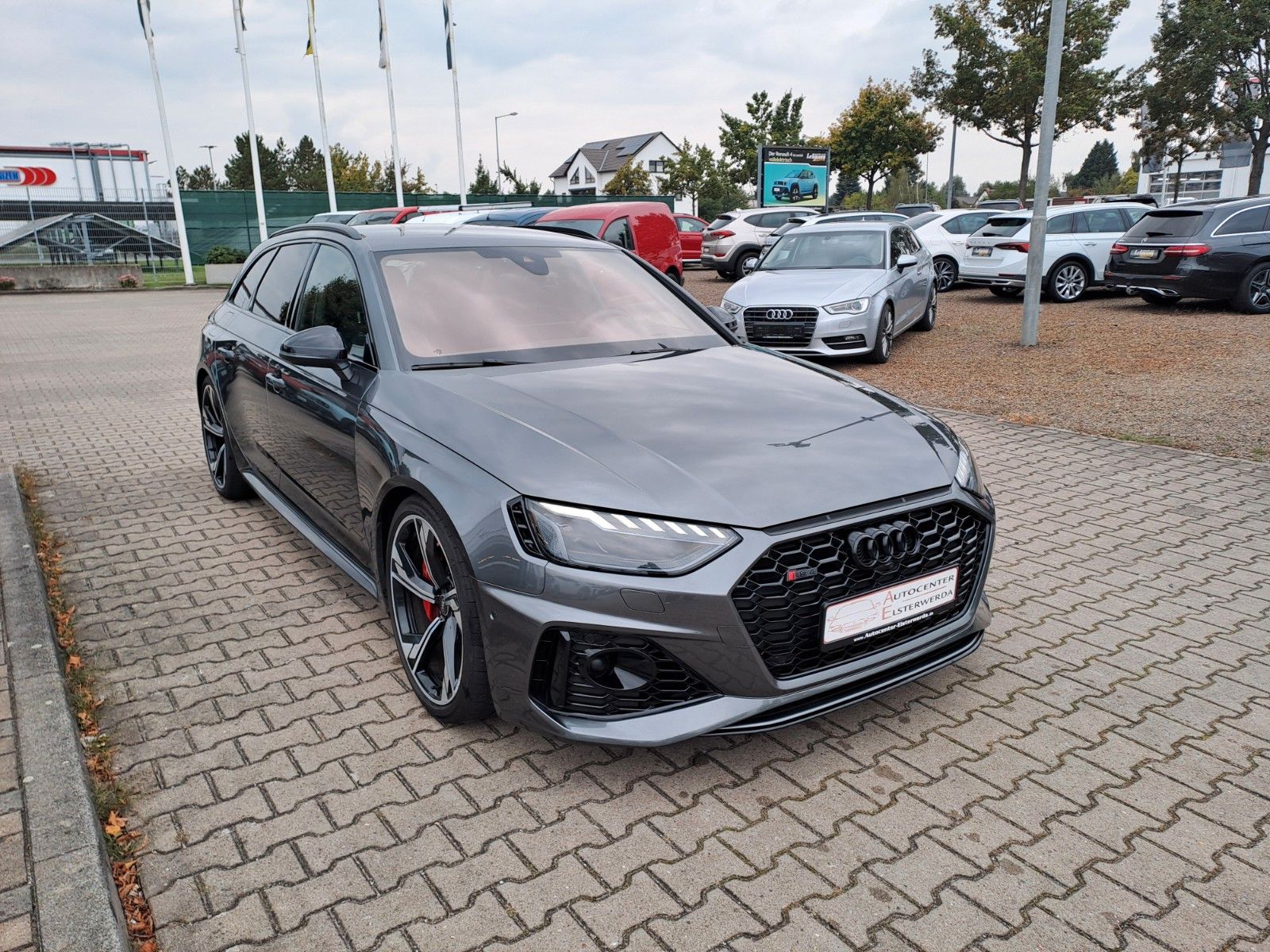 Audi RS4 Avant 2.9 TFSI quattro foto 3