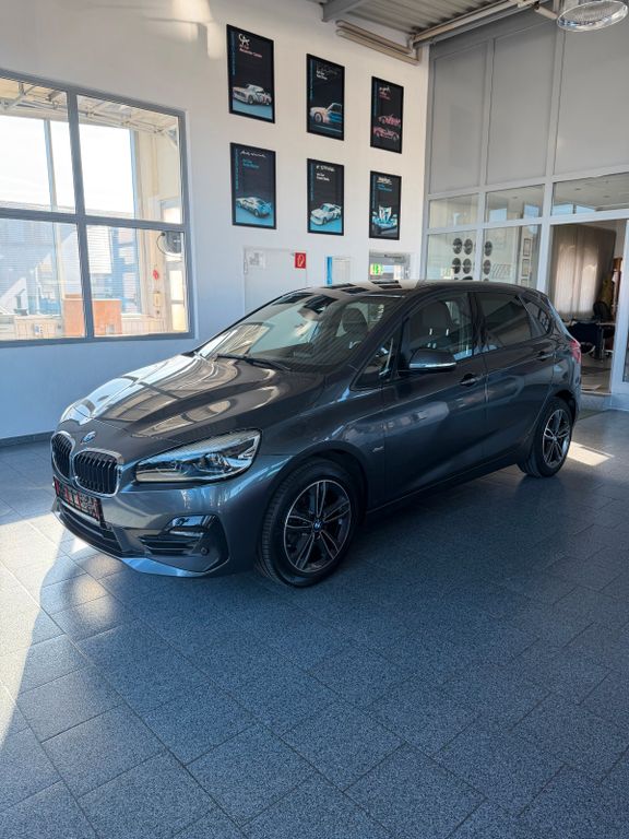 Image of BMW 218