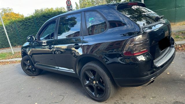 Porsche Cayenne LPG/Benzin gut erhalten-ROSTFREI