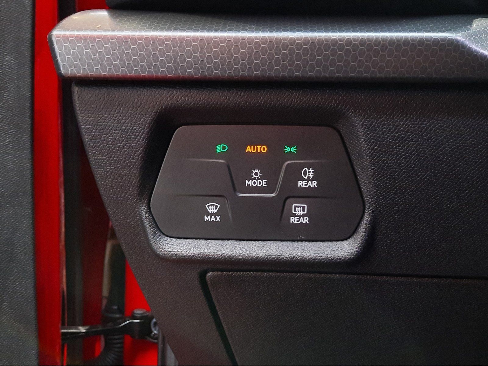 Fahrzeugabbildung SEAT Leon ST TSI DSG Style *Cam*LED*Sitzhzg*Full-Link