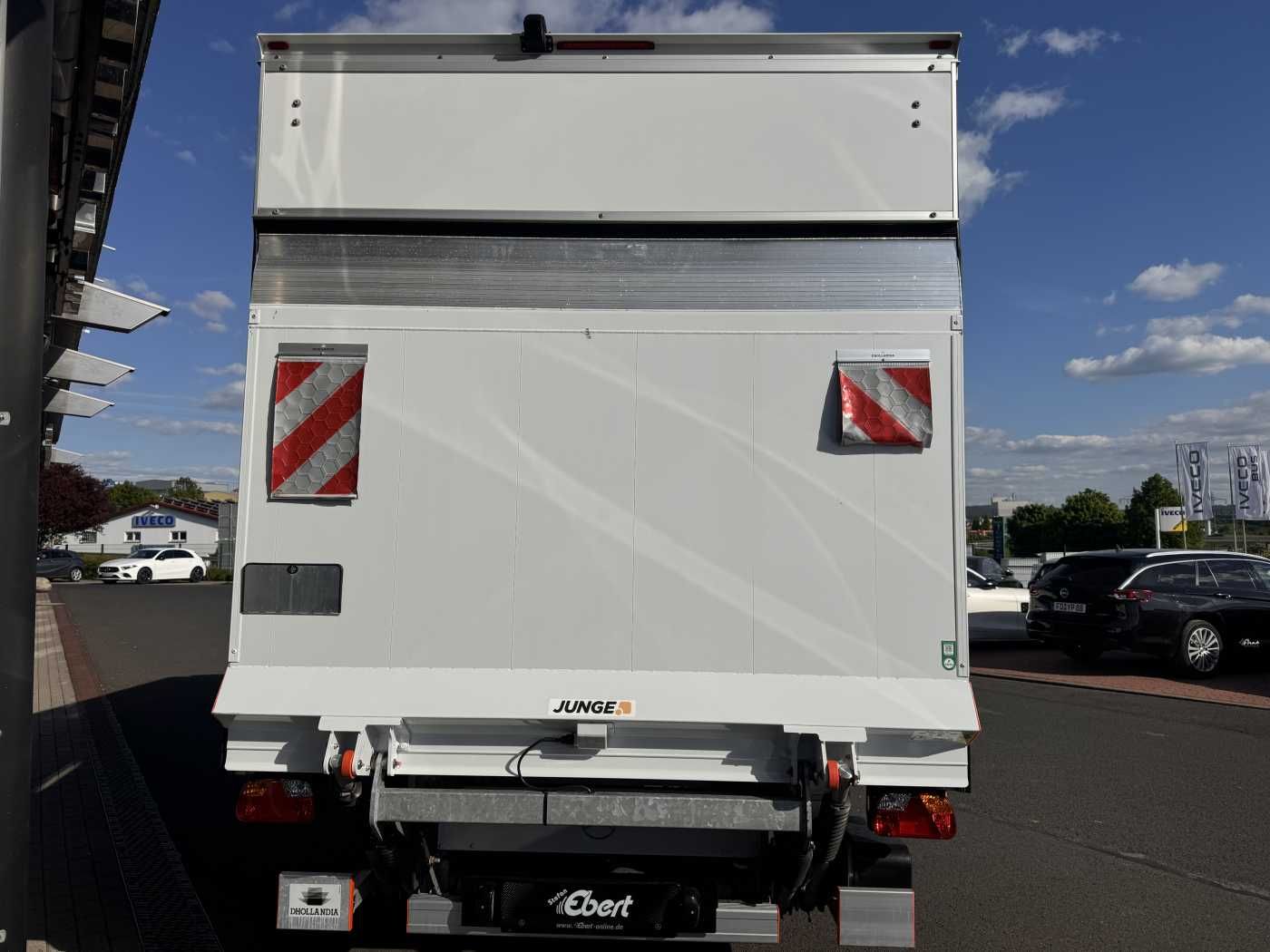 Fahrzeugabbildung Mercedes-Benz Sprinter 317 CDI Koffer LBW Schwing Klima Kamera