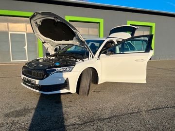 Skoda Octavia Combi 1.5 TSI DSG mHEV Sportline