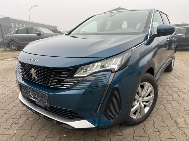 Peugeot 5008 1.5 Ltr. 96 kW 130 Kamera 7 Sitze