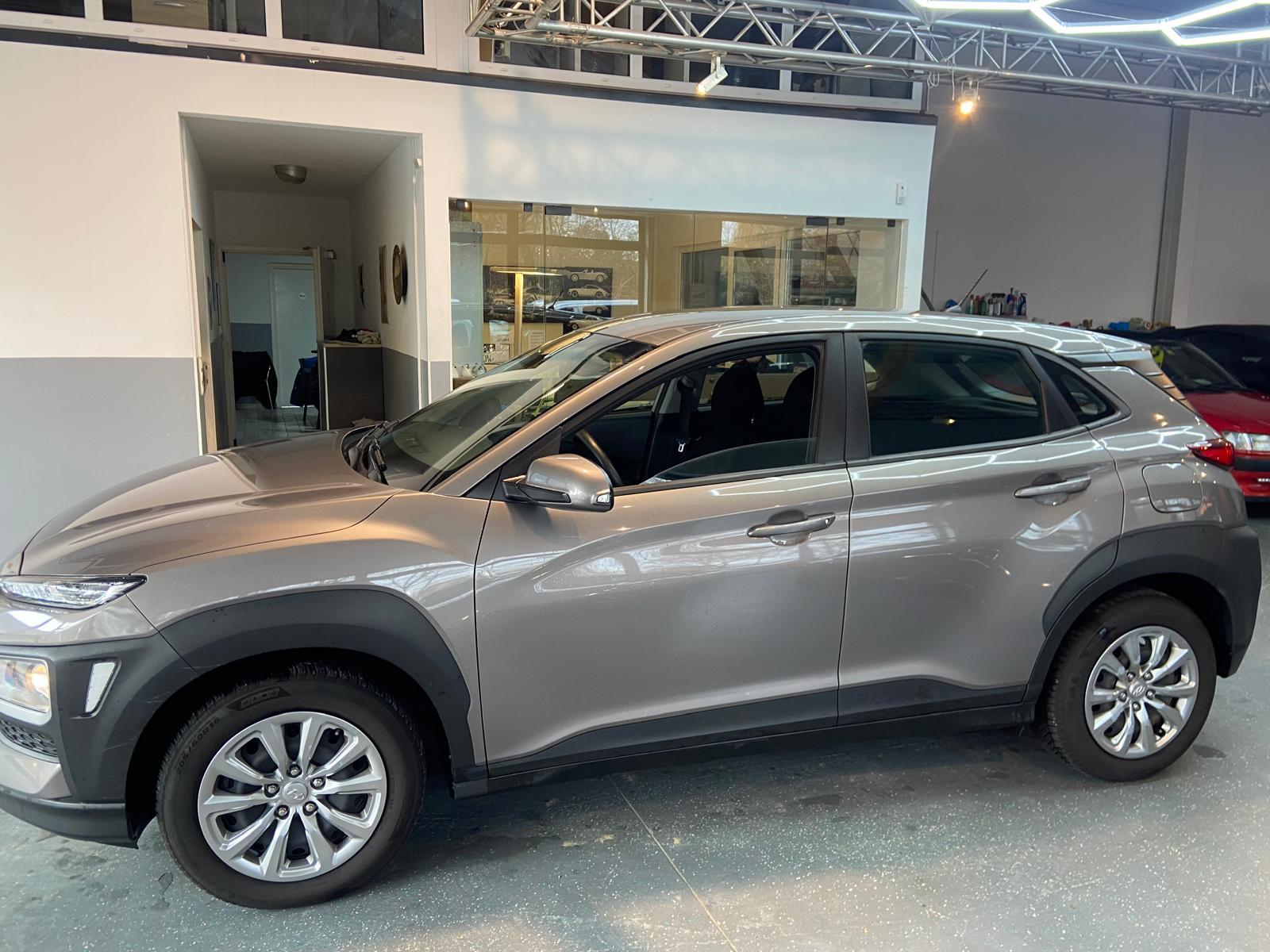 Hyundai Kona Pure 2WD