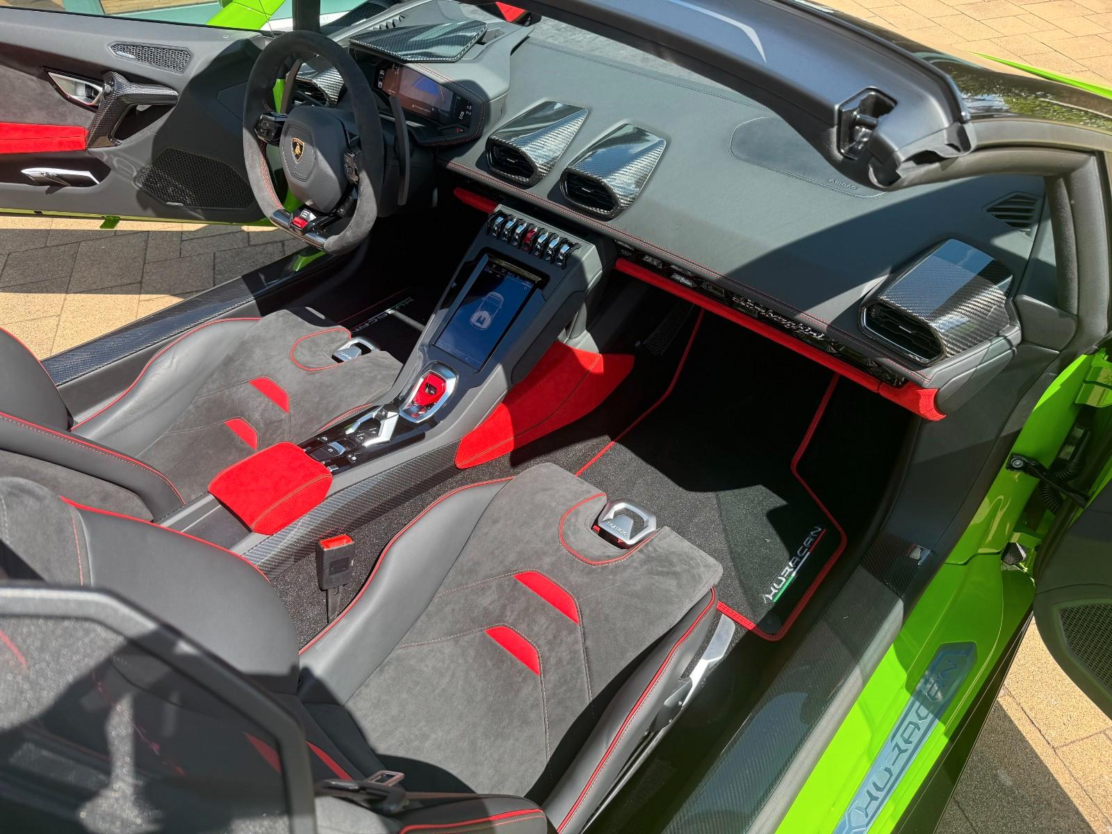 Lamborghini Huracán EVO Spyder / LP 640 / Novitec / Carbon
