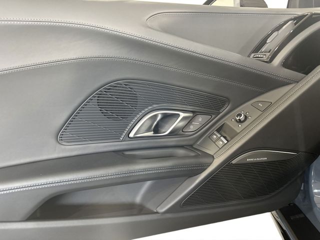 R8 Spyder V10 PERFORMANCE KERAMIK+LED+OPTIK+B&O