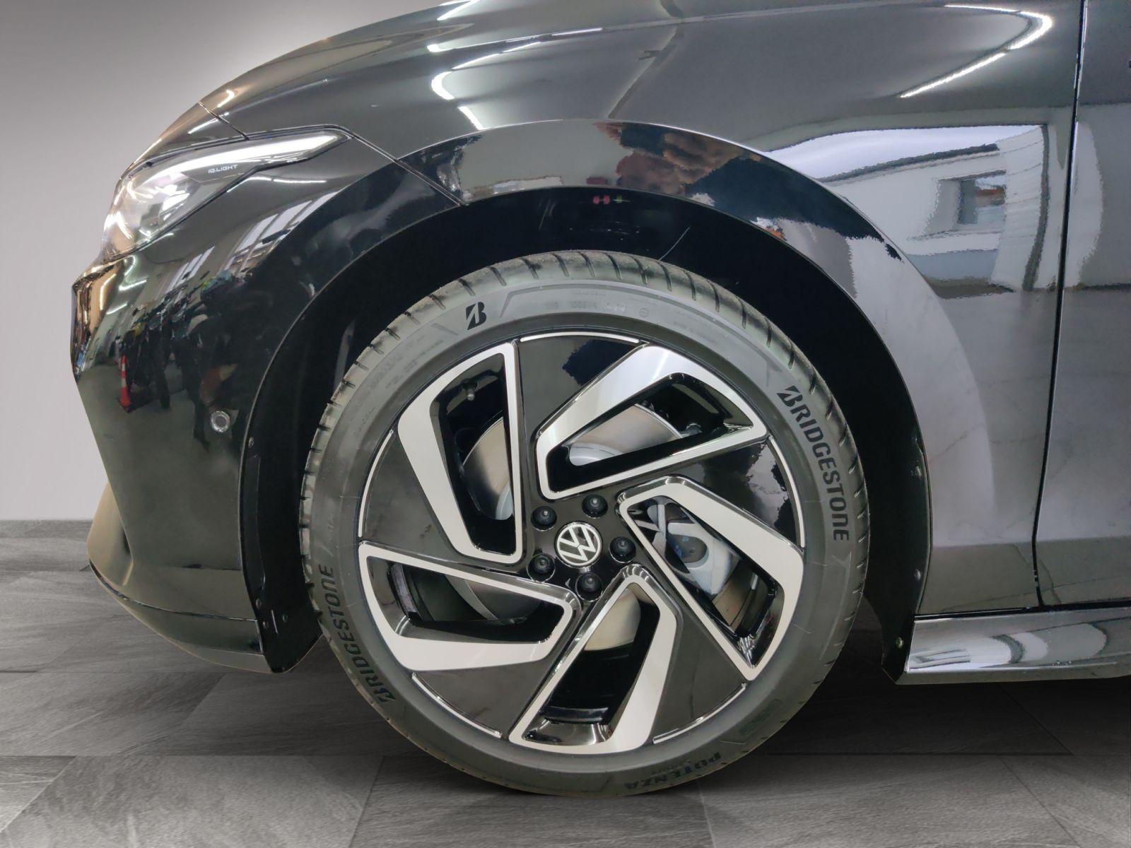 Volkswagen ID.7 Tourer GTX AHK/Ext.+/Int.+/IQ.Drive/Wärmepu