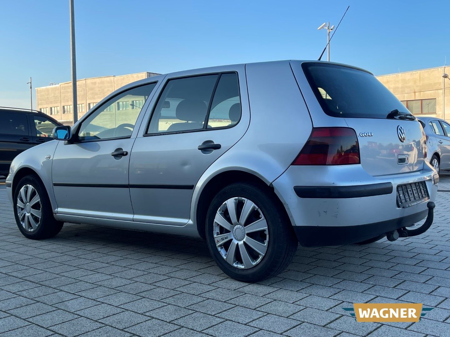 Fahrzeugabbildung Volkswagen Golf IV Edition Klima Servo TÜV 02/2027