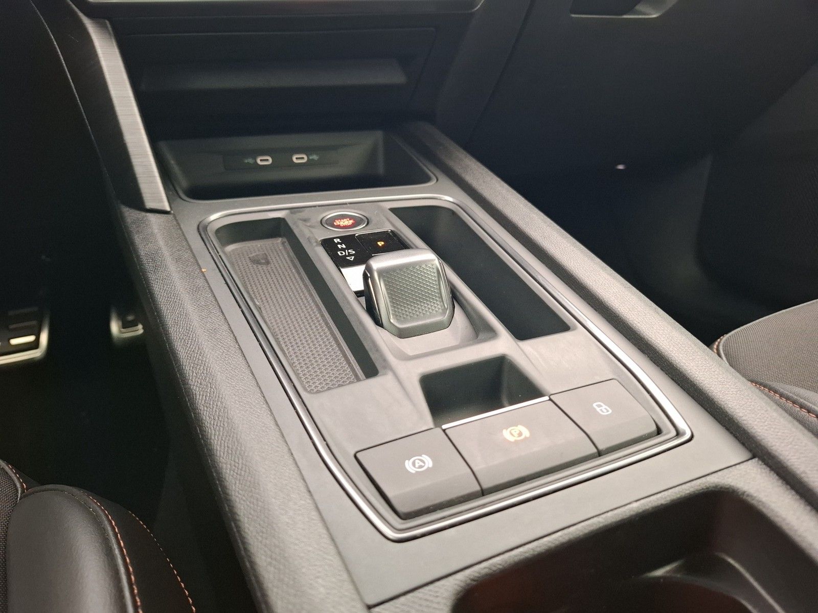 CUPRA Formentor 1.4 e-Hybrid VZ DSG / E-SITZE / LED / - Image 14