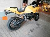 BMW R1200S - BMW GELB