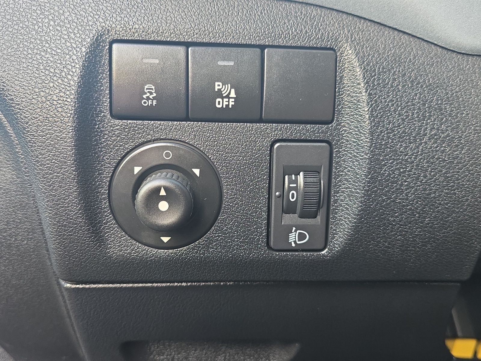 Fahrzeugabbildung Citroën Berlingo Kombi Selection+AHK+PDC+KLIMA+LED