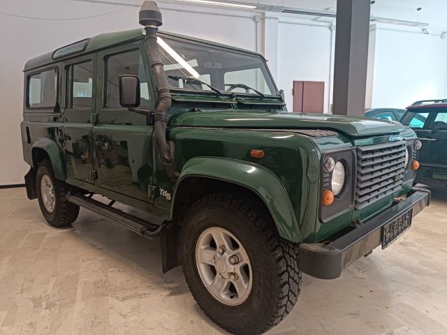 Land Rover Defender 110 2.5 Td5 9 POSTI