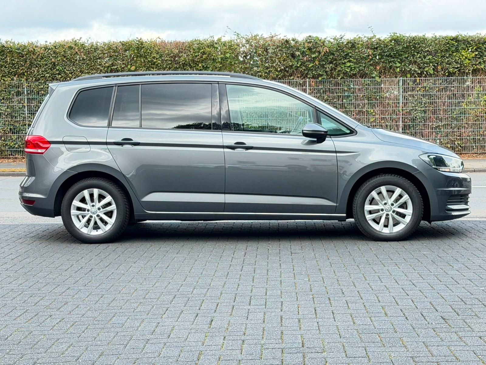 Volkswagen Touran 1.4 Comfortline BMT Kamera-Navi-7.Sitzer-