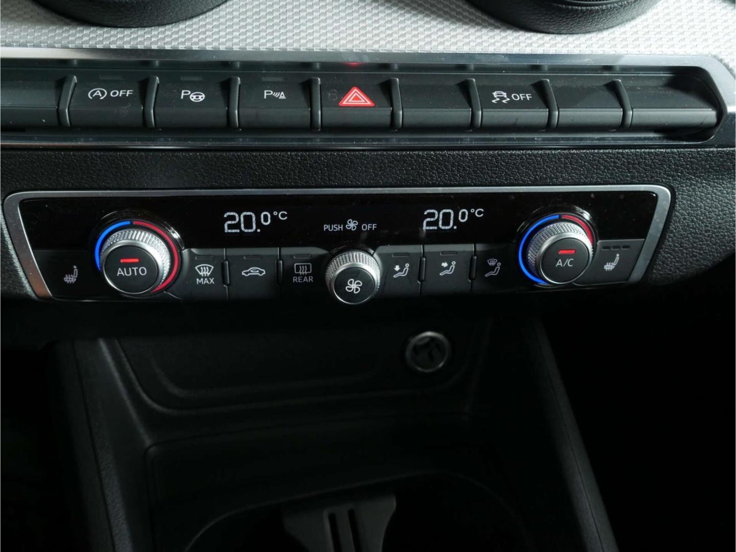 Audi Q2 30 TDI Advanced, миниатюра 22
