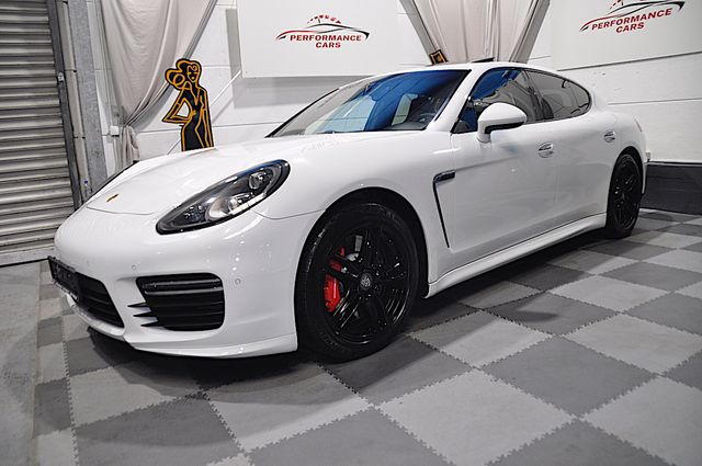 Porsche Panamera GTS-SPORT CHRONO PLUS-KLAPPE